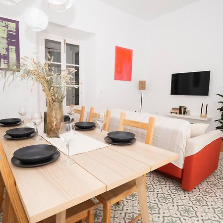 California Apartament Dos De Mayo Σεβίλλη Εξωτερικό φωτογραφία